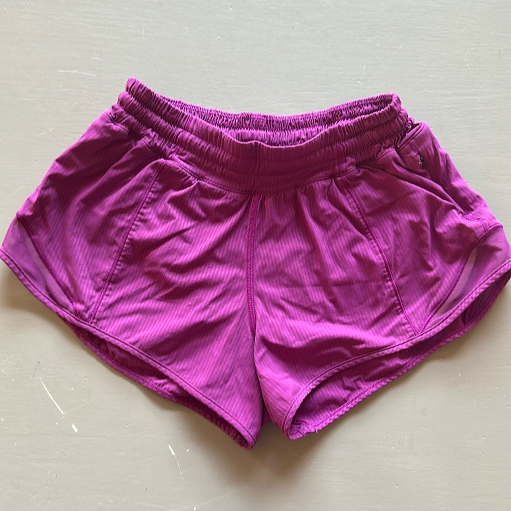 Size 2 lululemon hottie hot shorts